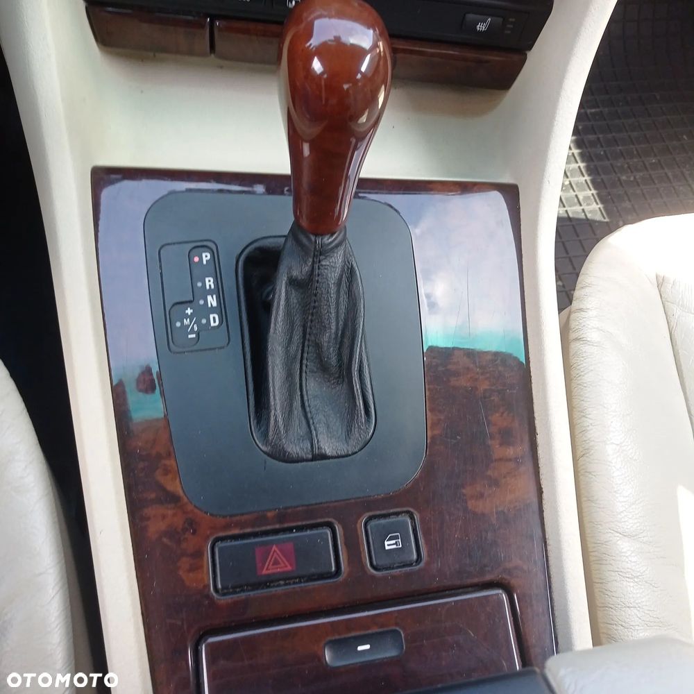 BMW Seria 7 - 14