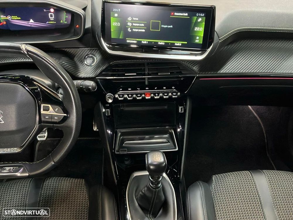 Peugeot 2008 1.2 PureTech GT - 15