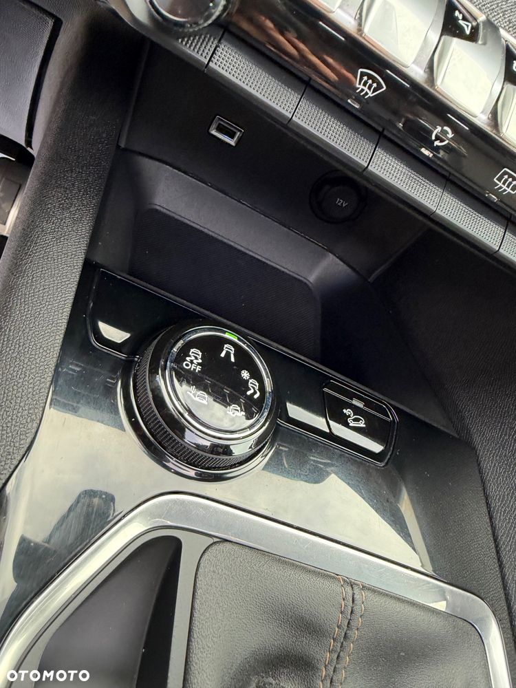 Peugeot 5008 1.5 BlueHDi GT S&S - 34