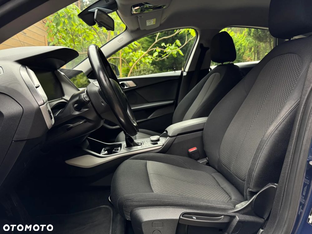 BMW Seria 2 218i M Sport - 13