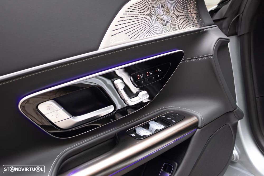 Mercedes-Benz SL 43 AMG Standard - 8