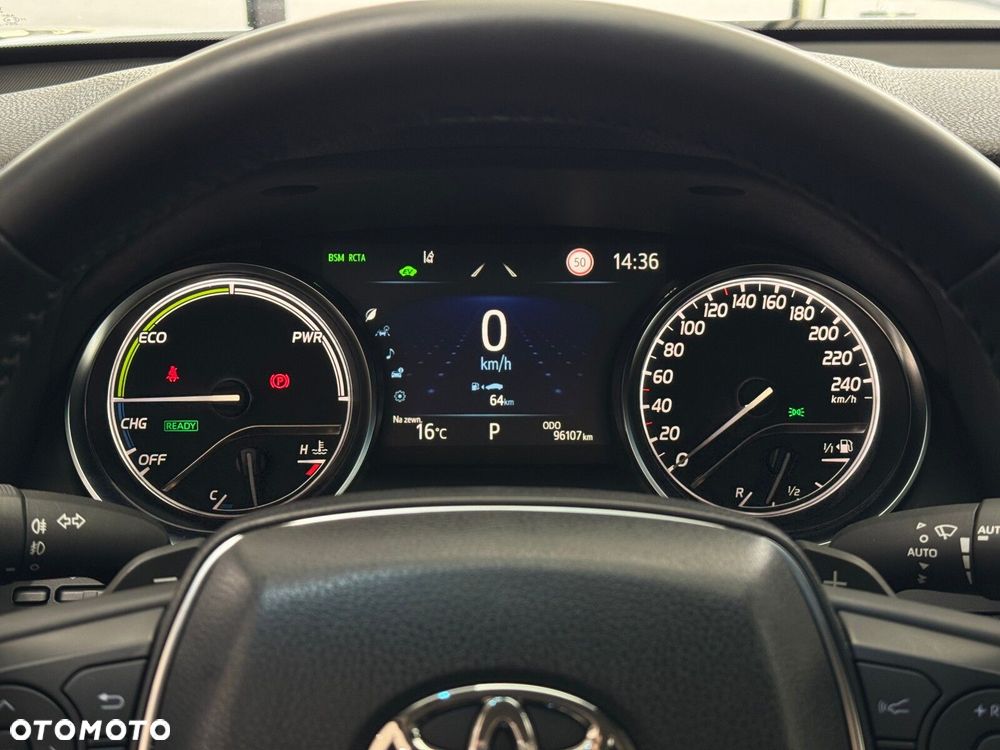 Toyota Camry 2.5 Hybrid Executive CVT - 16