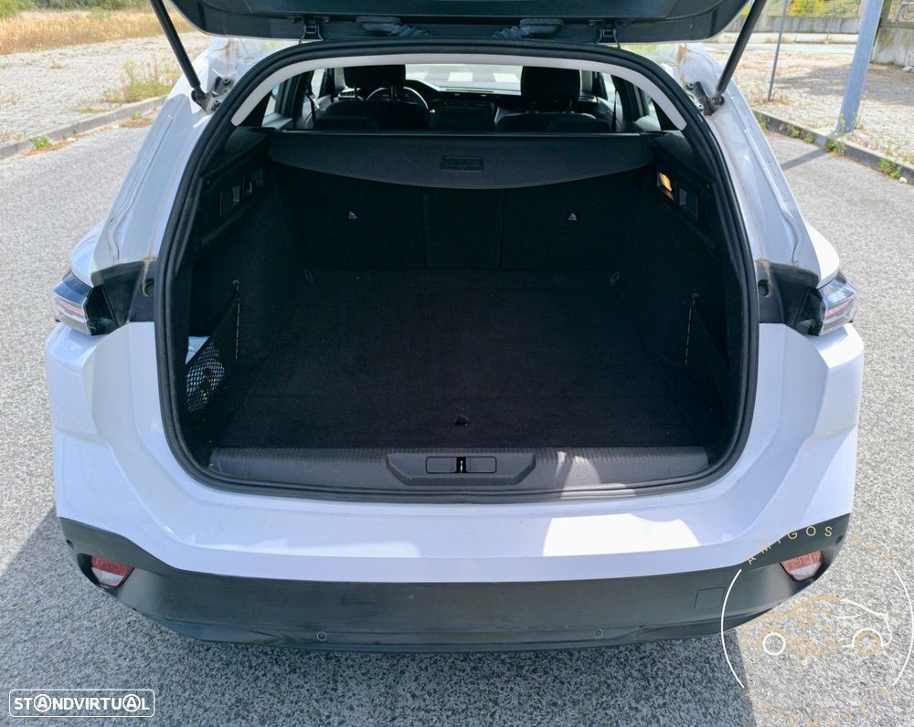 Peugeot 308 1.5 BlueHDi Allure EAT8 - 29