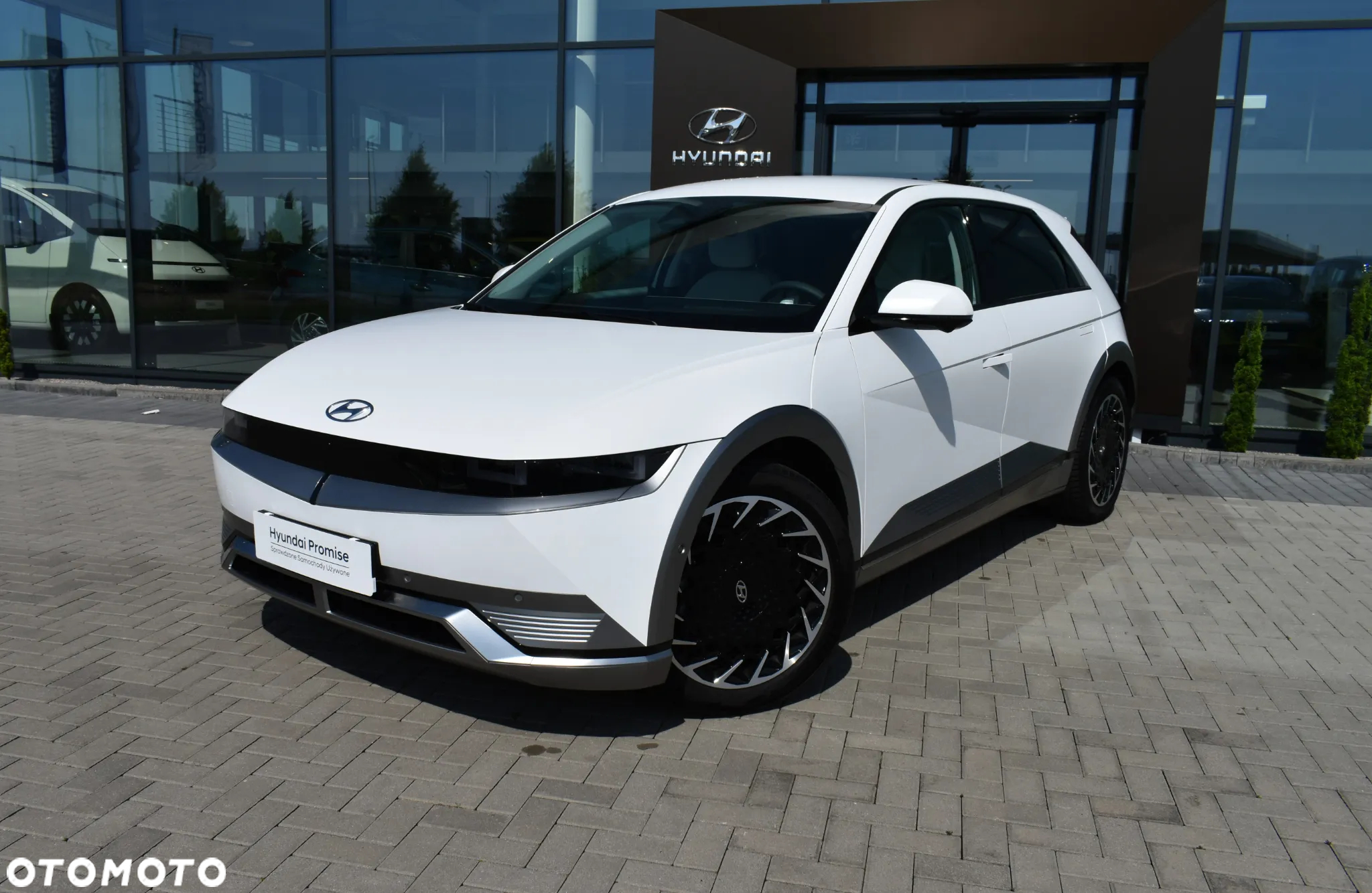 Hyundai IONIQ - 2