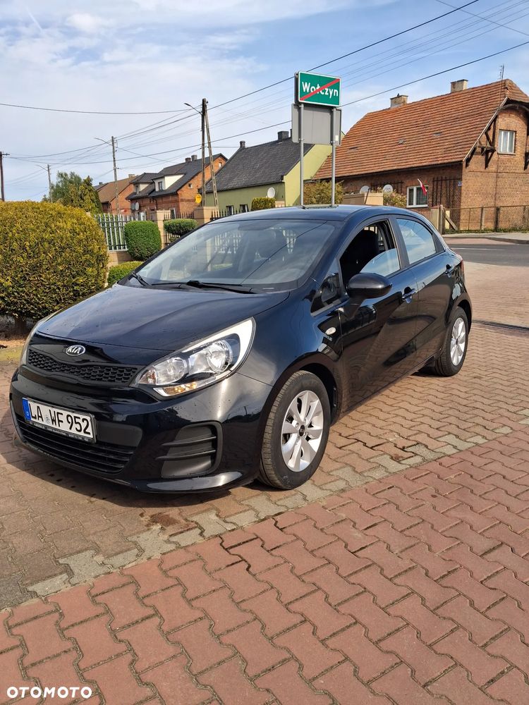 Kia Rio - 1