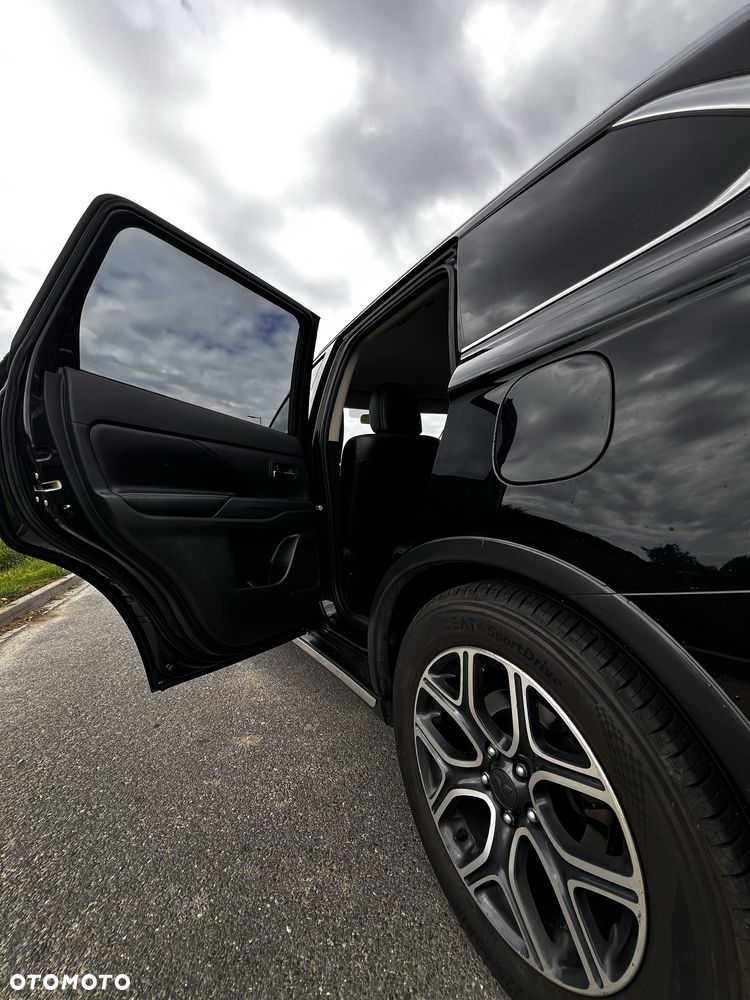 Mitsubishi Outlander - 5