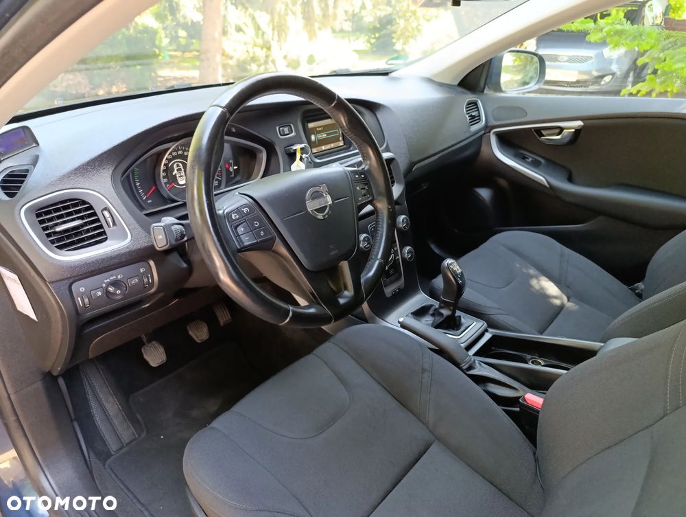 Volvo V40 D2 Kinetic - 5