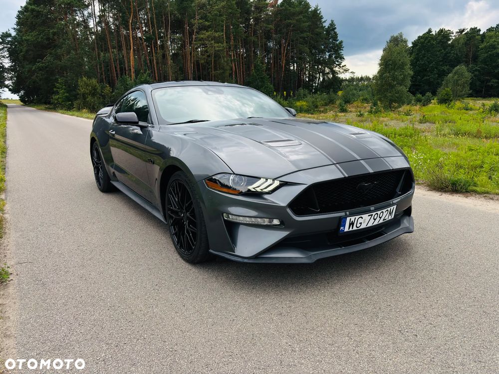 Ford Mustang - 32