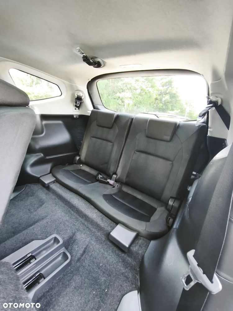 Nissan Qashqai+2 2.0 Acenta - 9