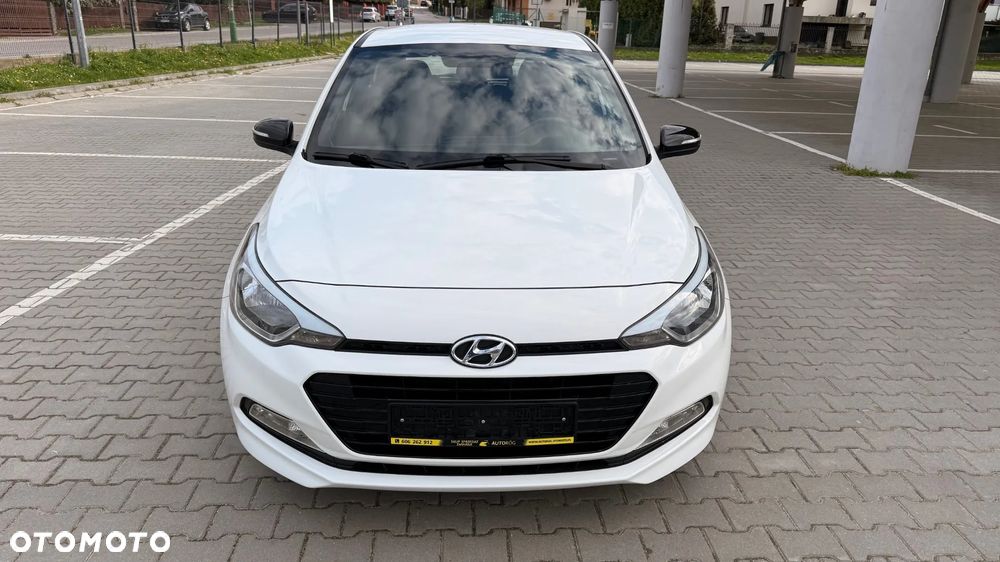 Hyundai i20 1.1 CRDi Fresh - 3