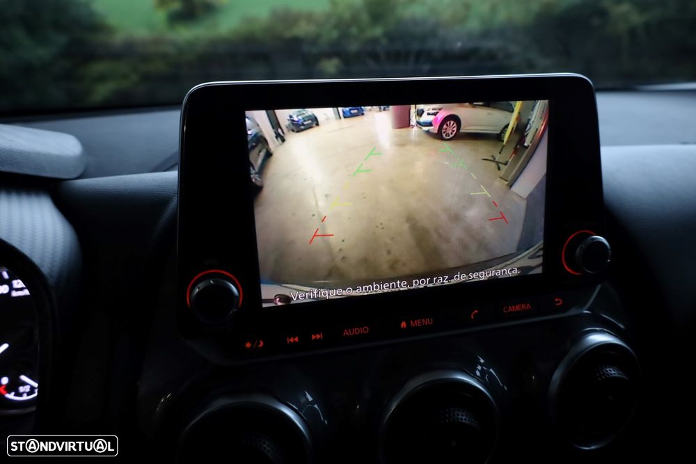 Nissan Juke 1.0 DIG-T N-Connecta DCT - 32