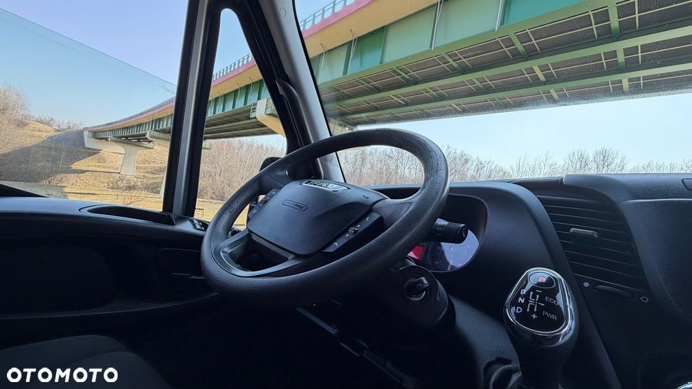 Iveco 35S17 - 25