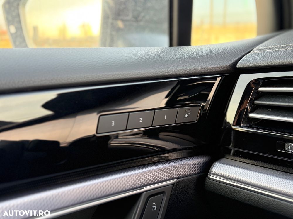 Volkswagen Touareg - 16