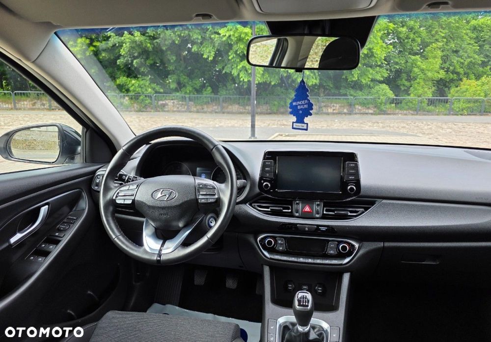 Hyundai i30 - 25