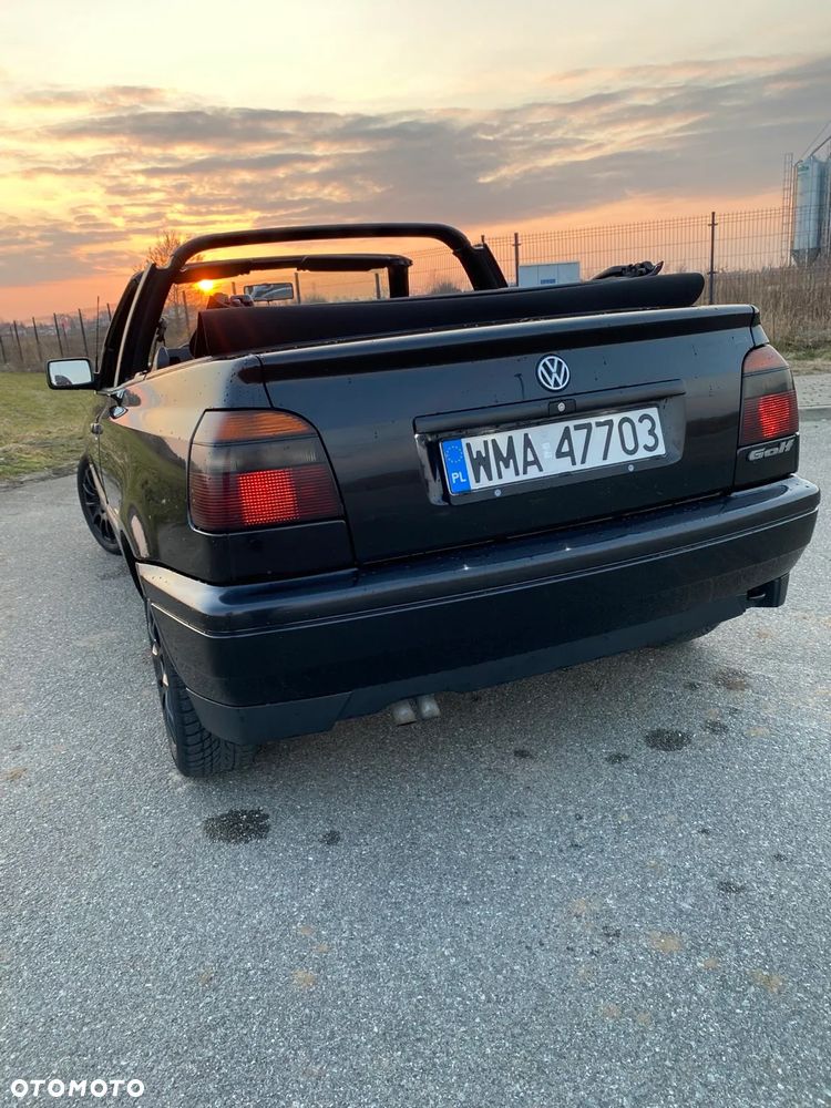 Volkswagen Golf - 11