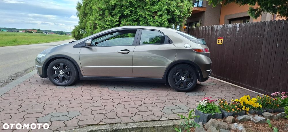 Honda Civic 1.8i-VTEC Sport - 1