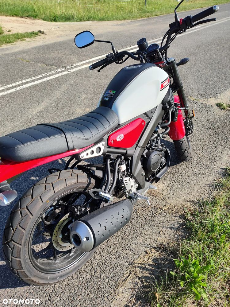 Yamaha XSR - 2