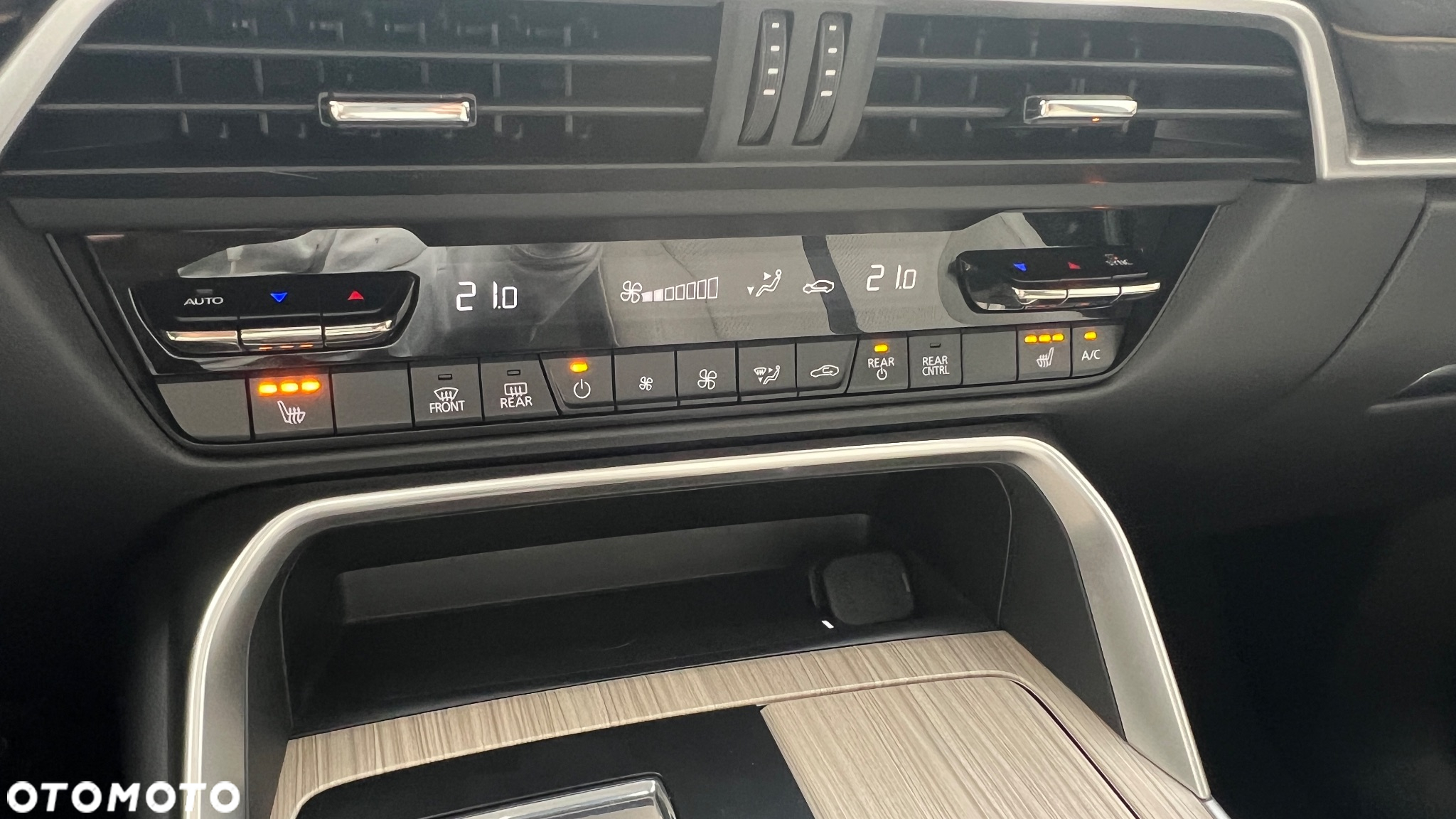 Mazda CX-90 - 23