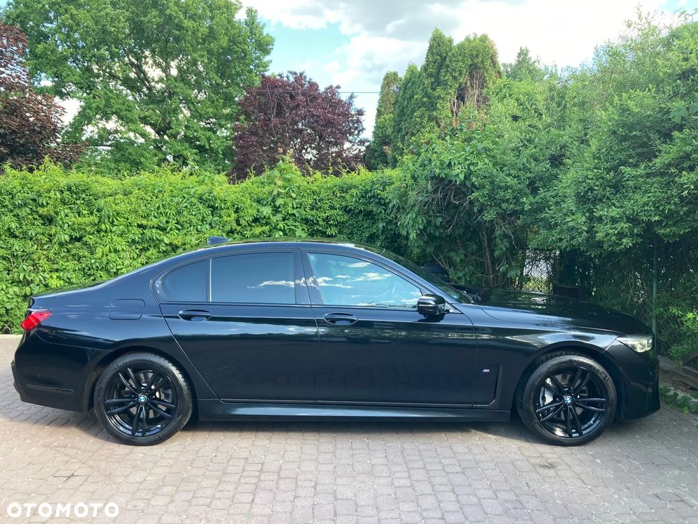 BMW Seria 7 730d xDrive mHEV sport - 8
