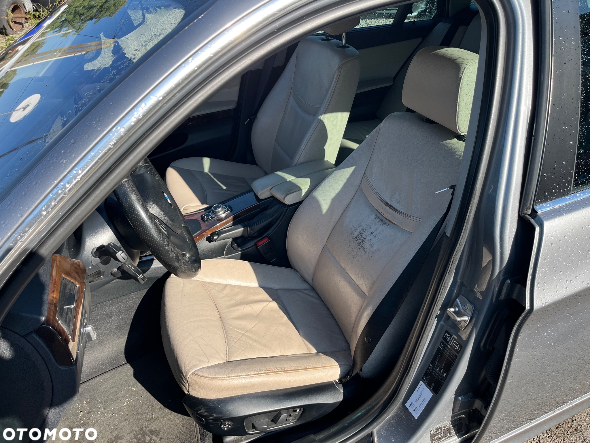 BMW Seria 3 325d DPF Touring Edition Exclusive - 11
