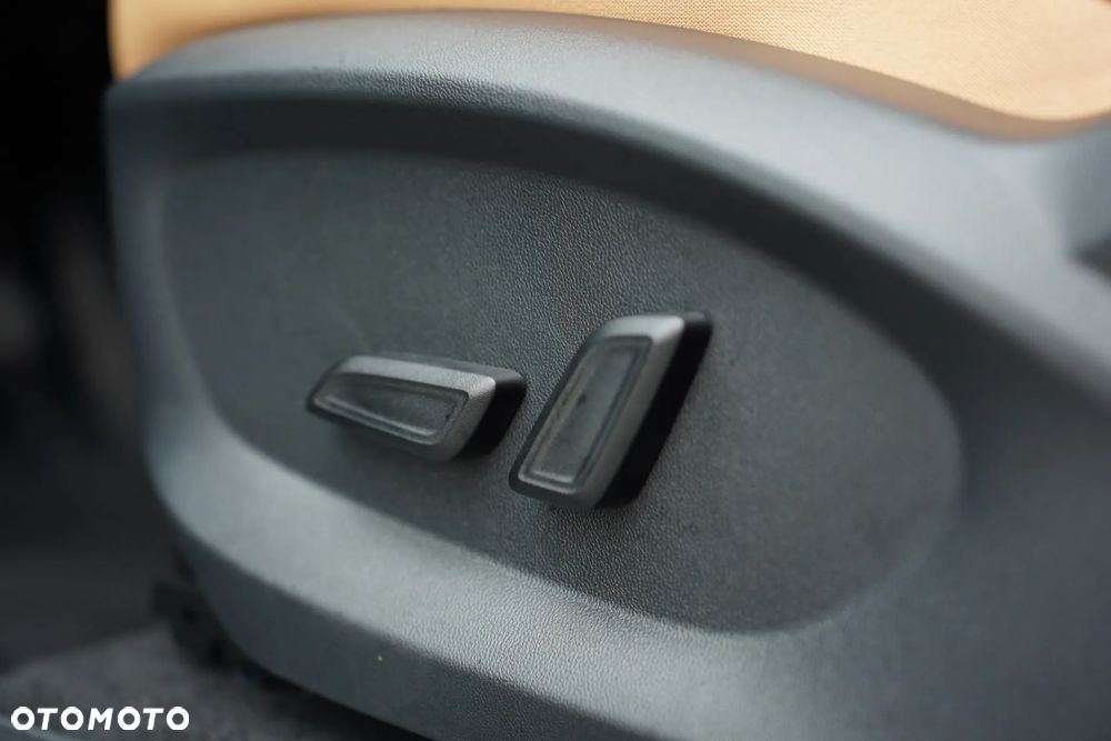 MG HS 1.5 T-GDI Excite DCT - 24