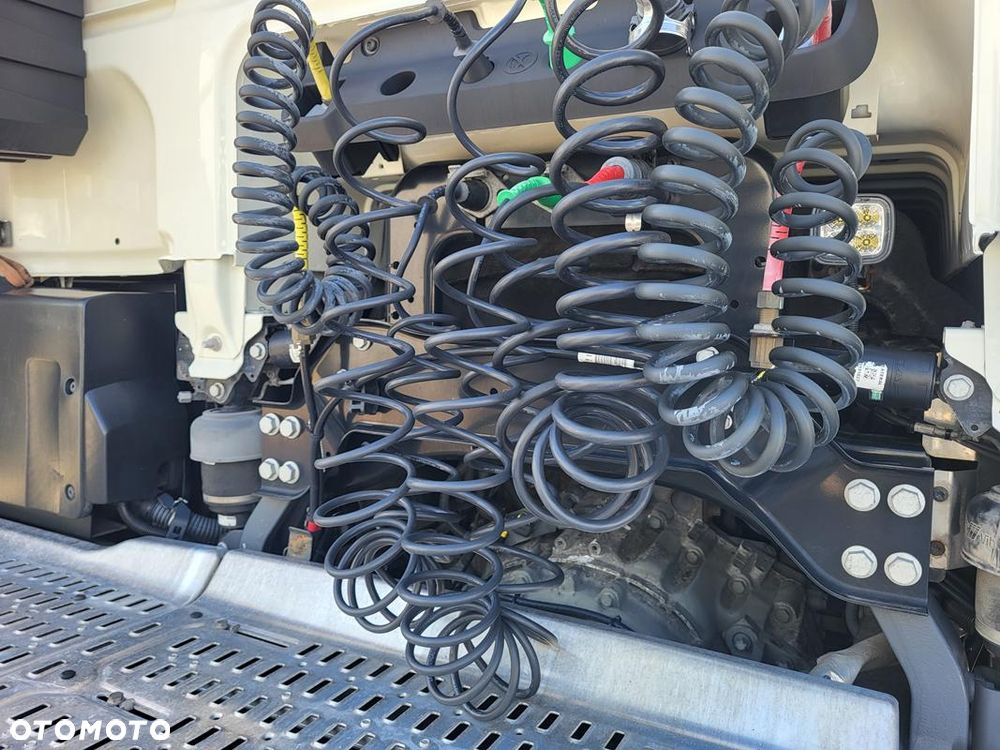 DAF FT XF 480 - 9