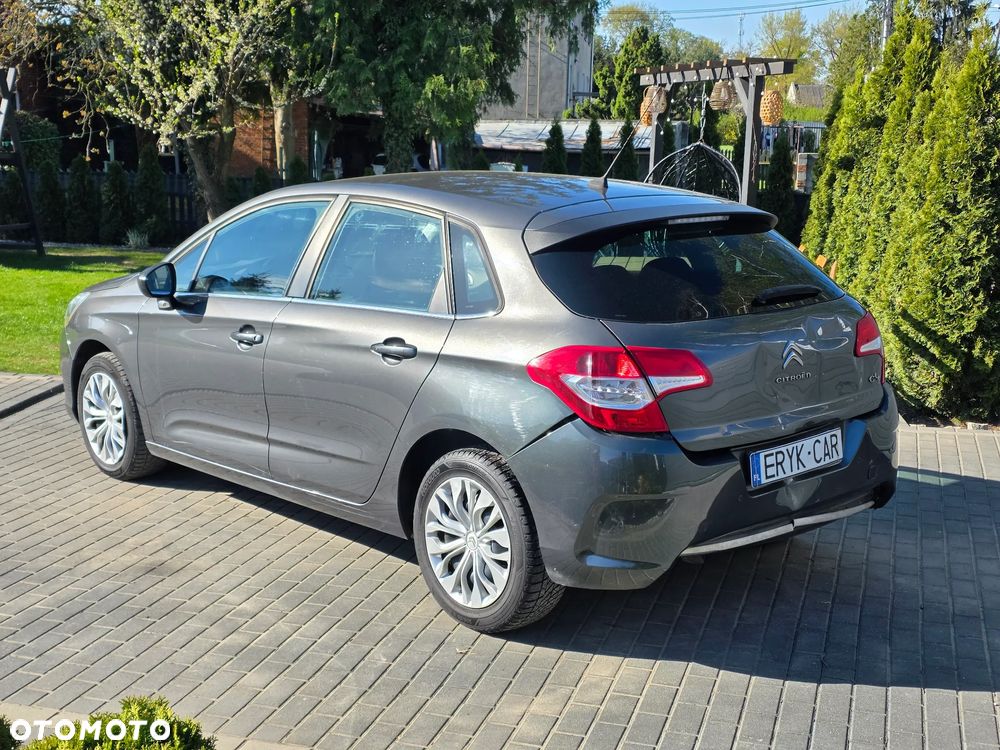 Citroën C4 HDi 110 FAP Exclusive - 5