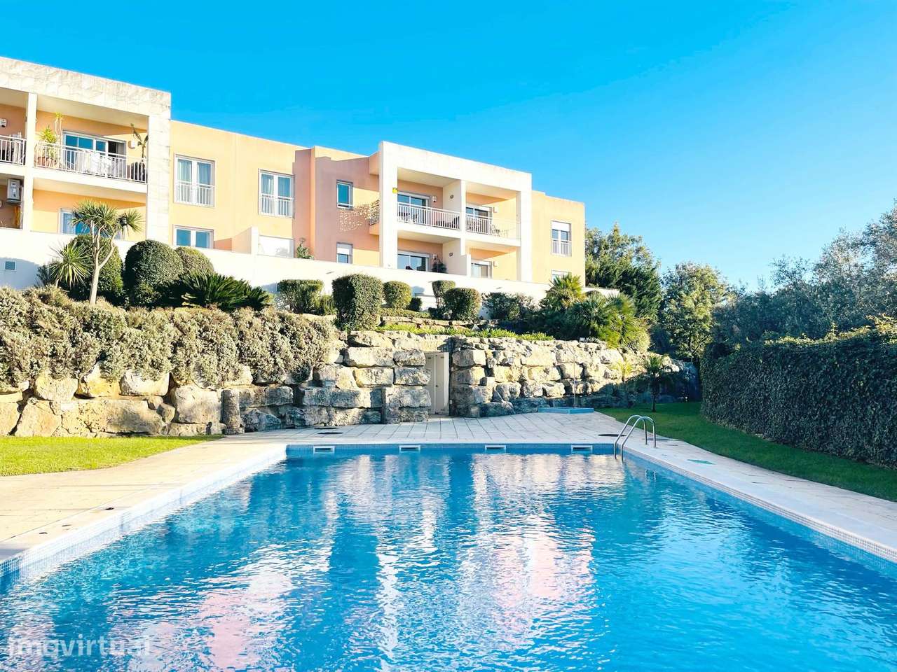 Apartamento T2 em Condomínio com Piscina – Alcabideche, Cascais - Grande imagem: 2/21
