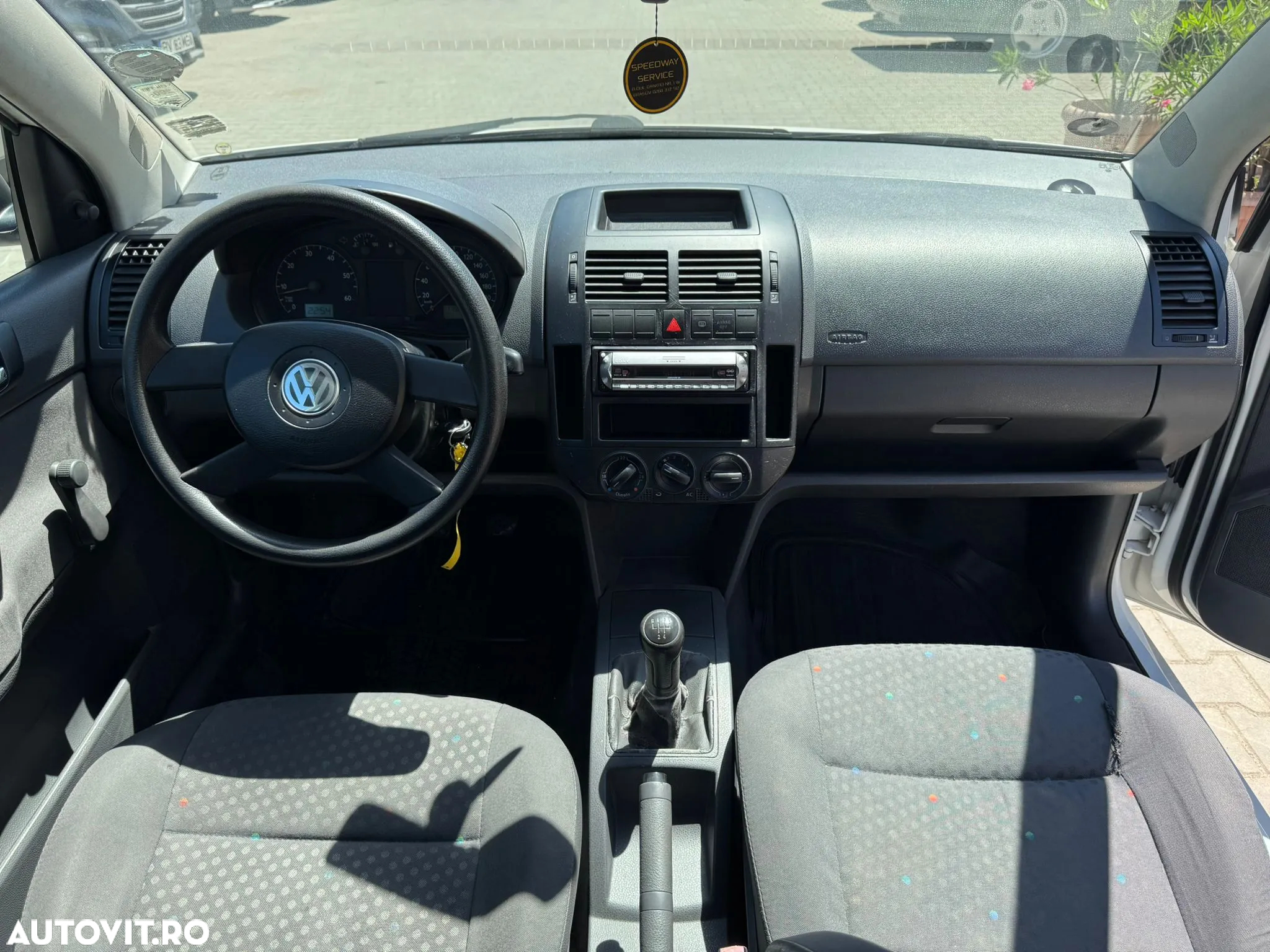Volkswagen Polo 1.2 Comfortline - 11