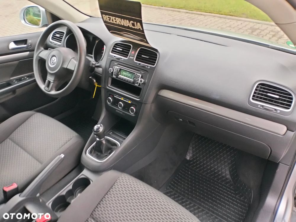 Volkswagen Golf Variant 1.6 TDI DPF Style - 24