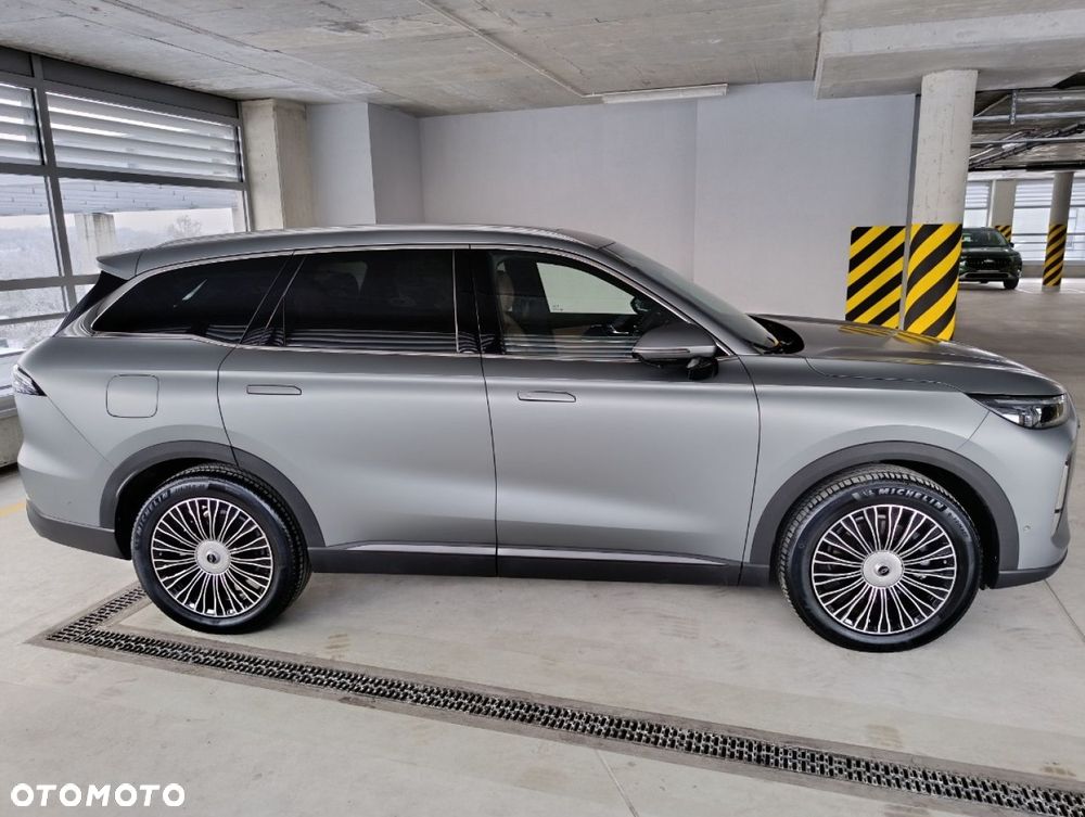 Chery Tiggo 9 - 9