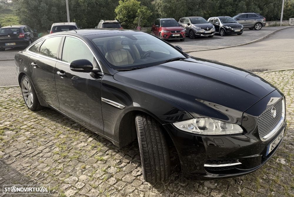 Jaguar XJ 3.0 D V6 LWB Portfolio - 4