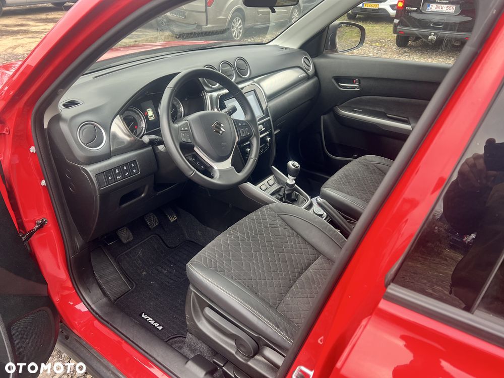 Suzuki Vitara 1.4 Boosterjet SHVS Premium 4WD - 13