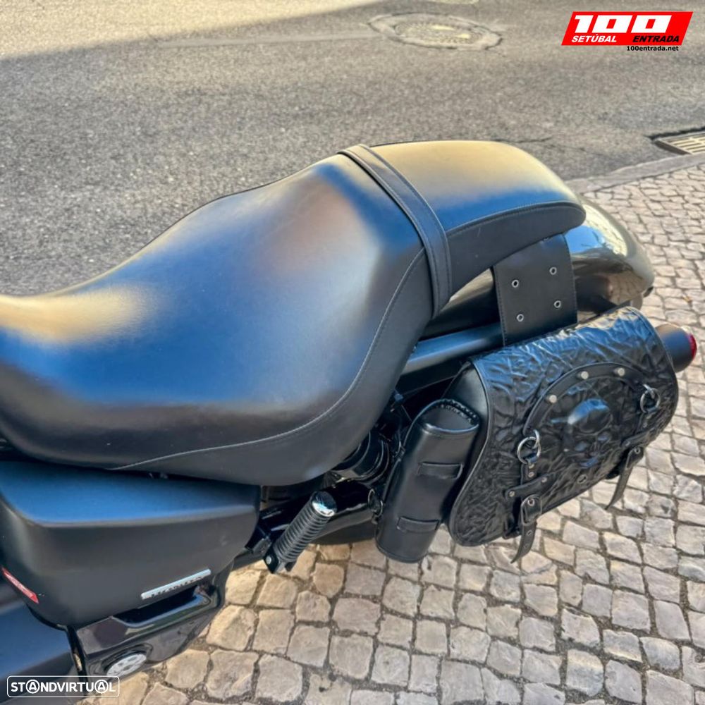 Honda Shadow VT750 - 24