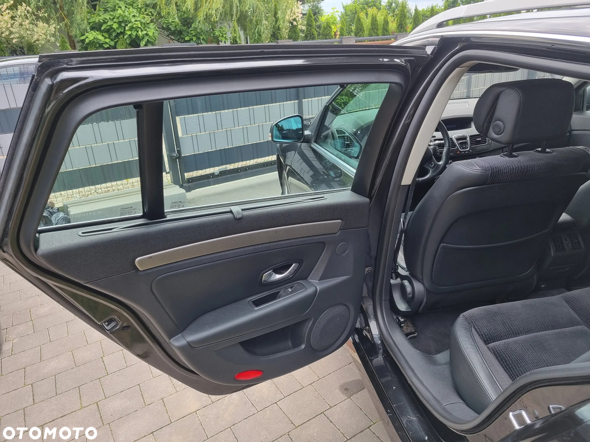 Renault Laguna 2.0 DCi Privilege - 13