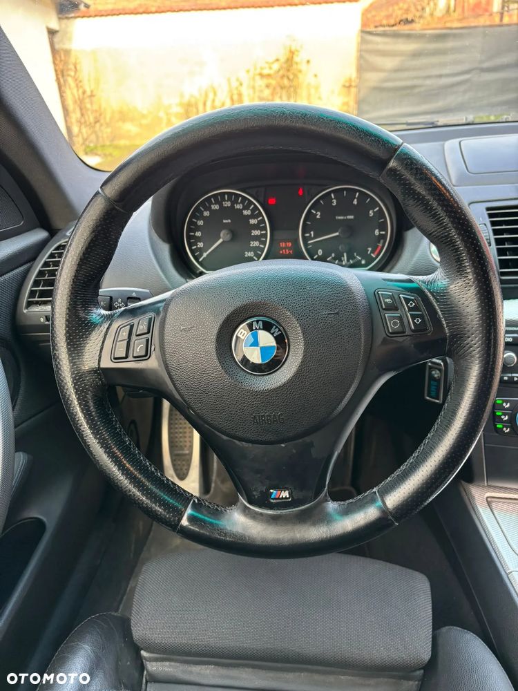 BMW Seria 1 - 21