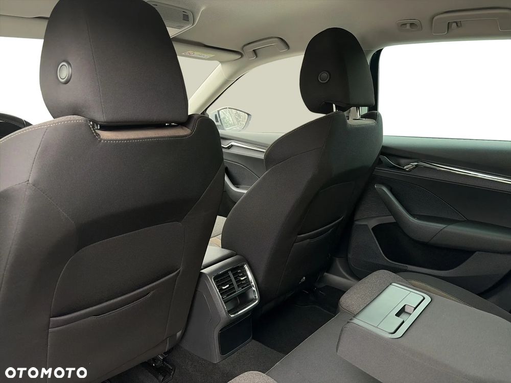 Skoda Octavia 2.0 TSI 4x4 Scout DSG - 17