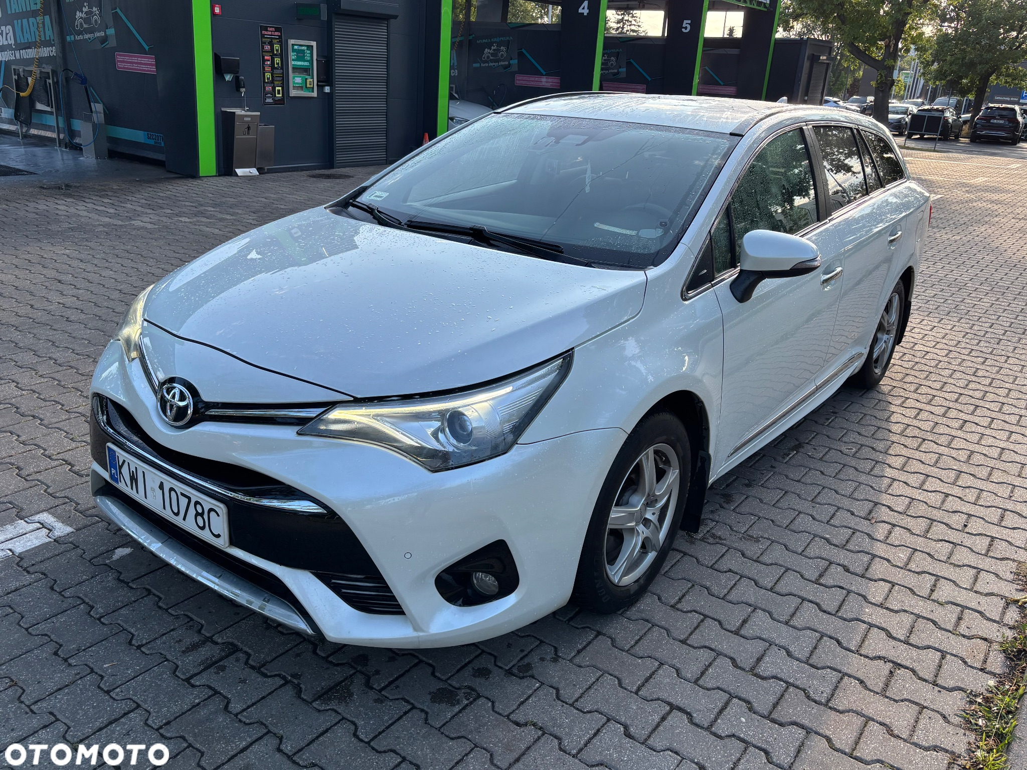 Toyota Avensis 1.8 Prestige MS - 2
