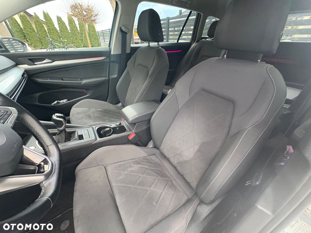 Volkswagen Golf Variant 2.0 TDI SCR Life - 21