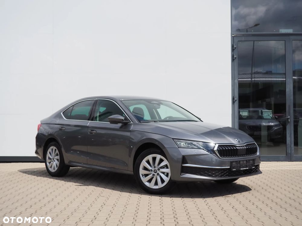 Skoda Octavia 1.5 TSI mHEV Drive Selection DSG - 13