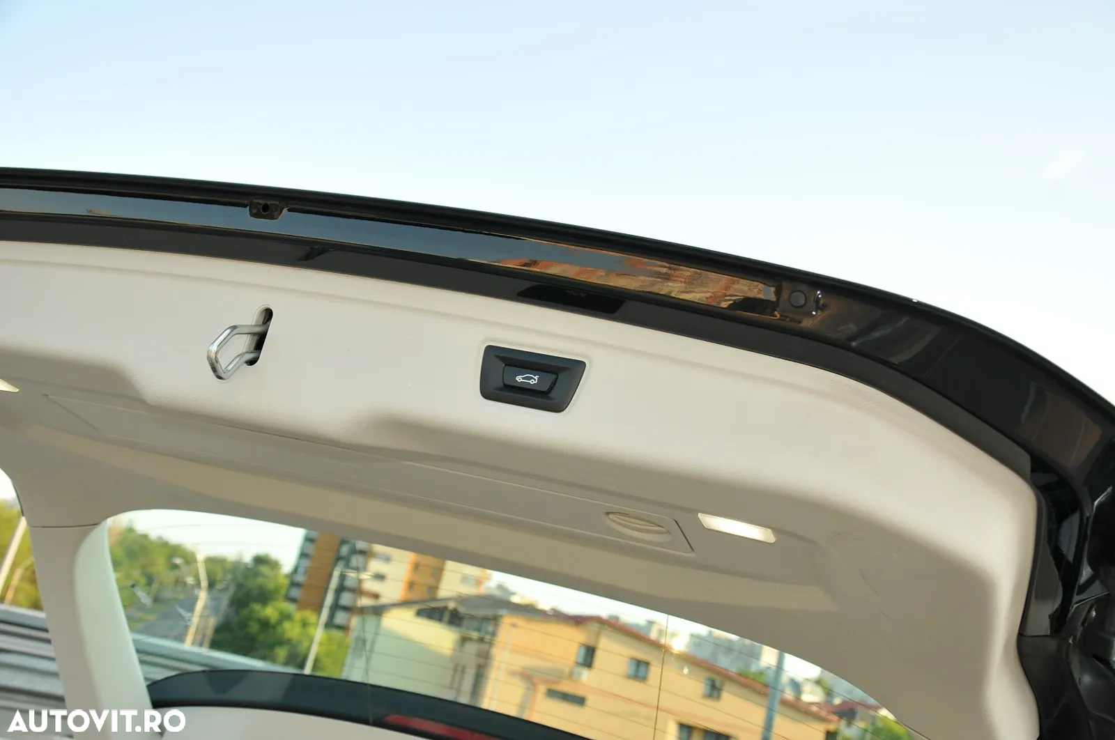 BMW Seria 3 320d xDrive AT - 25