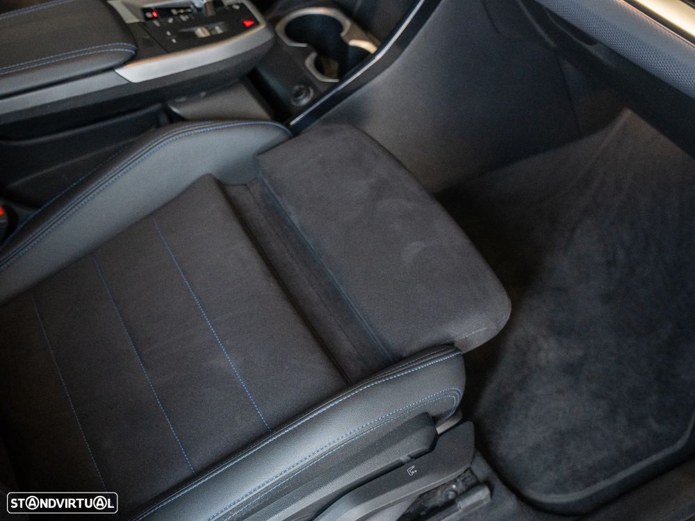 BMW X1 xDrive25e Pack Desportivo M - 23