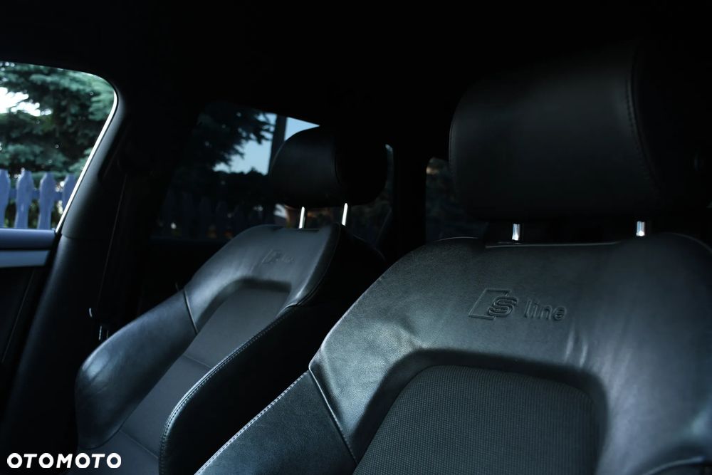 Audi A3 Sportback 2.0 TFSI quattro Ambiente - 4