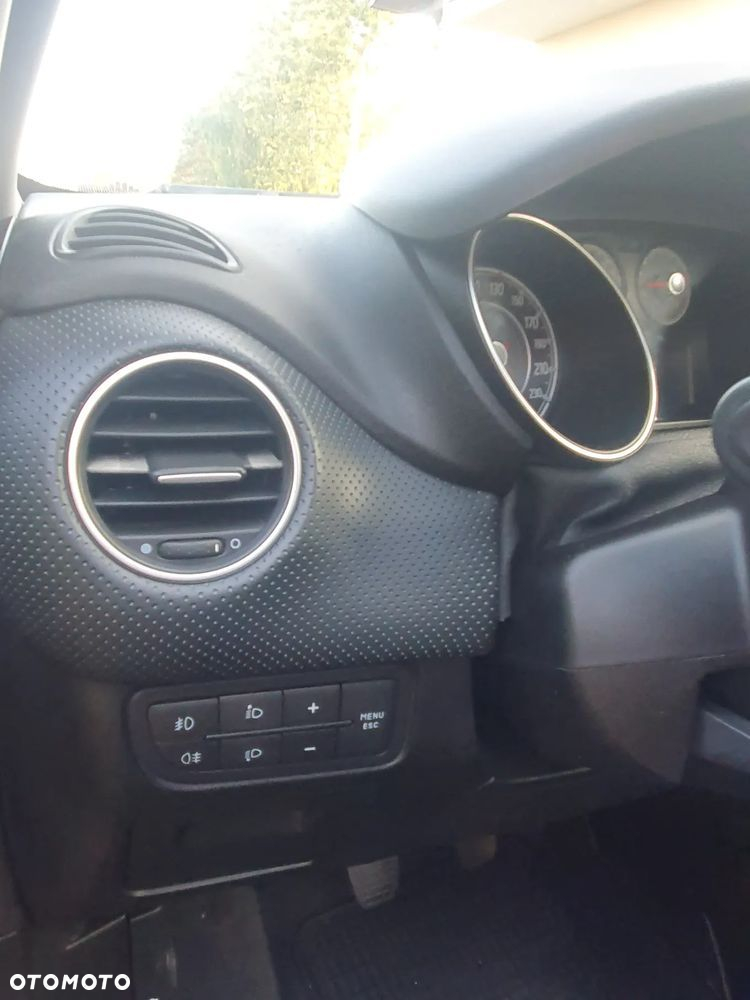 Fiat Punto Evo 1.4 8V Estiva Blue&Me Euro5 - 19