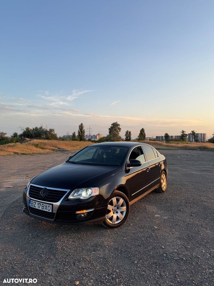 Volkswagen Passat 1.9 TDI Highline - 16