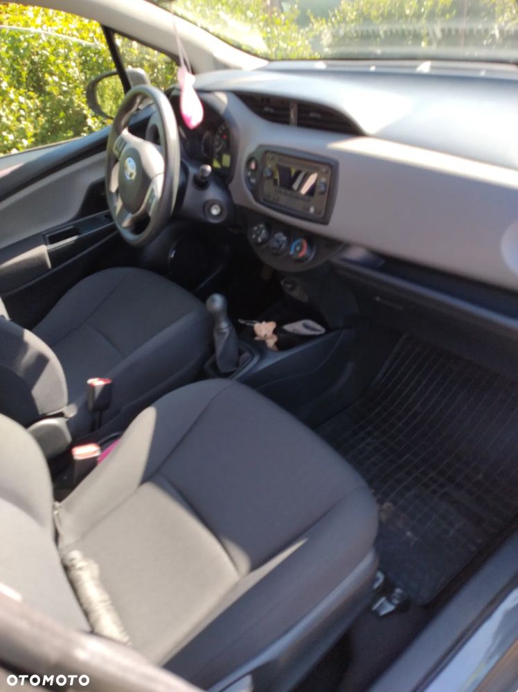 Toyota Yaris 1.0 Active - 3