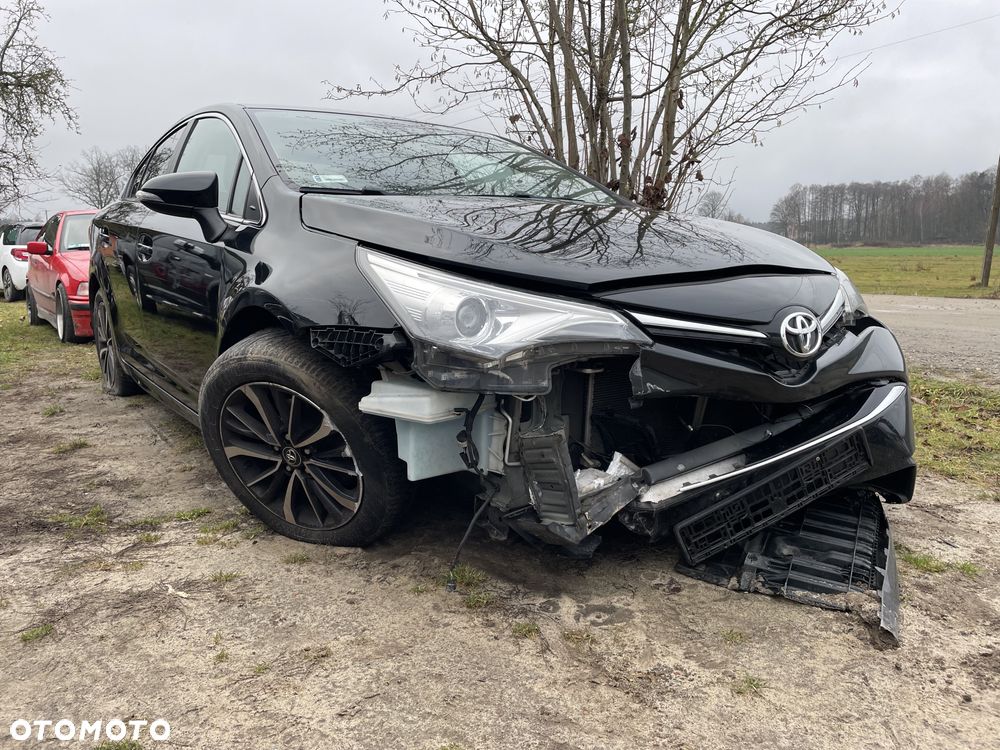 Toyota Avensis 2.0 Premium MS - 3