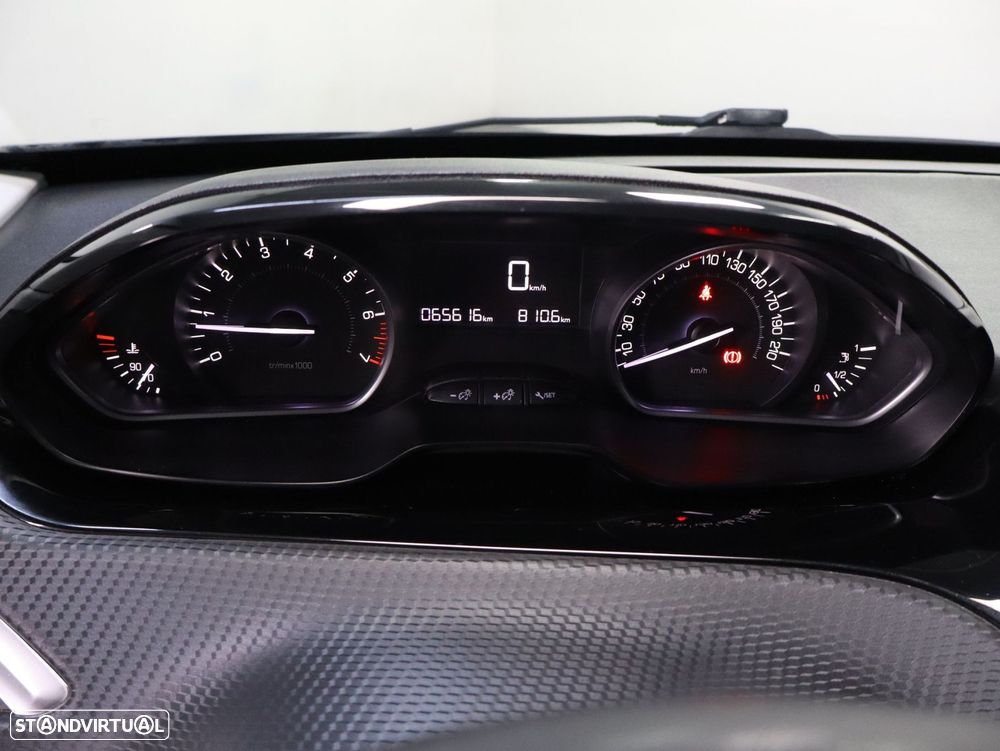 Peugeot 208 1.2 PureTech Style - 10