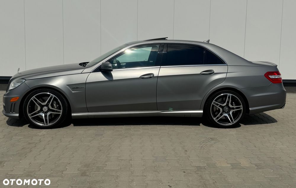 Mercedes-Benz Klasa E 63 AMG - 12