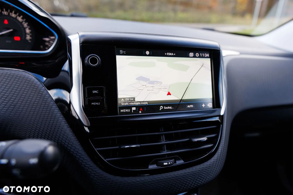 Peugeot 2008 1.5 BlueHDi Allure - 6